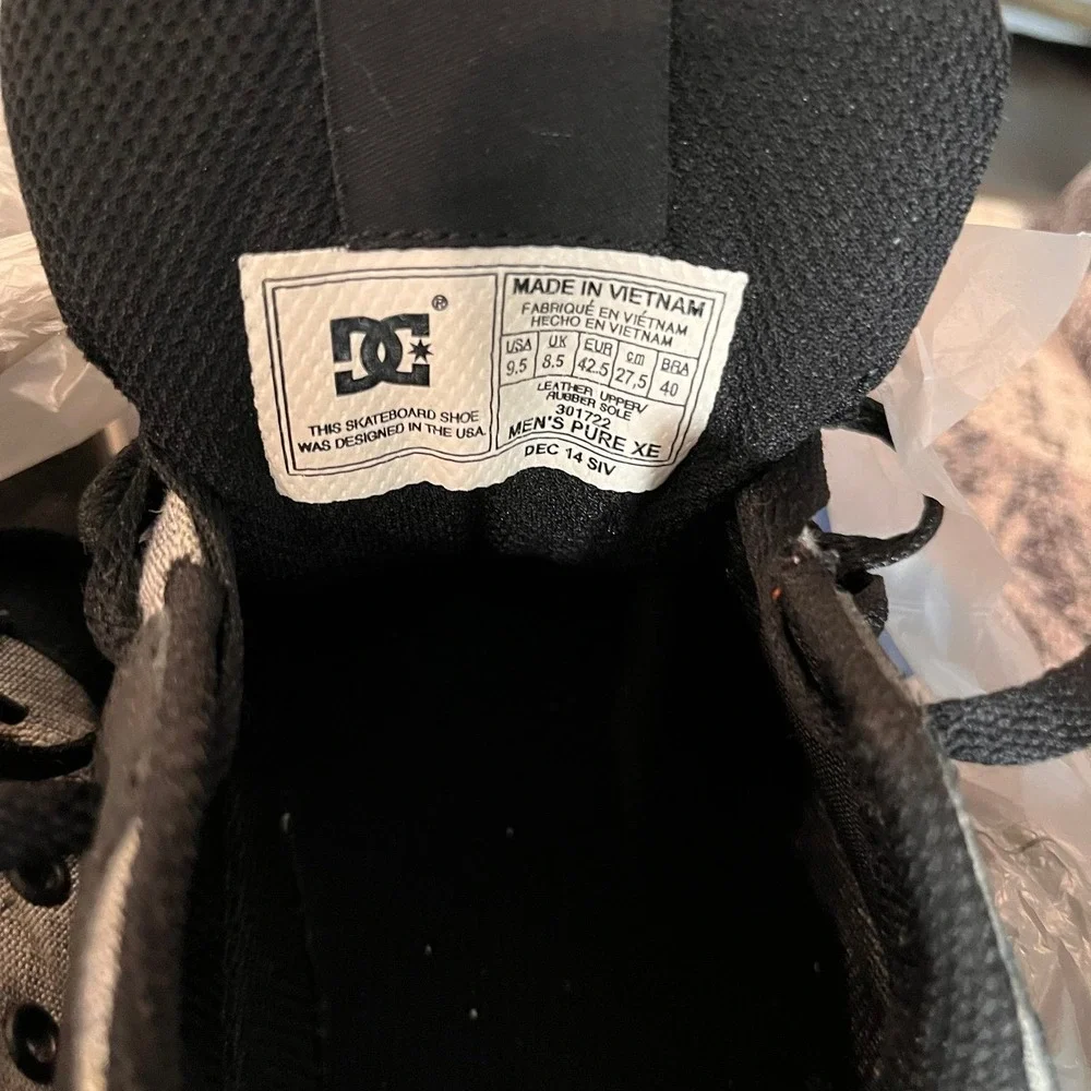 DC Shoes Men's Pure XE Black Heather Grey Skate Sneakers 301722 Size 9.5
